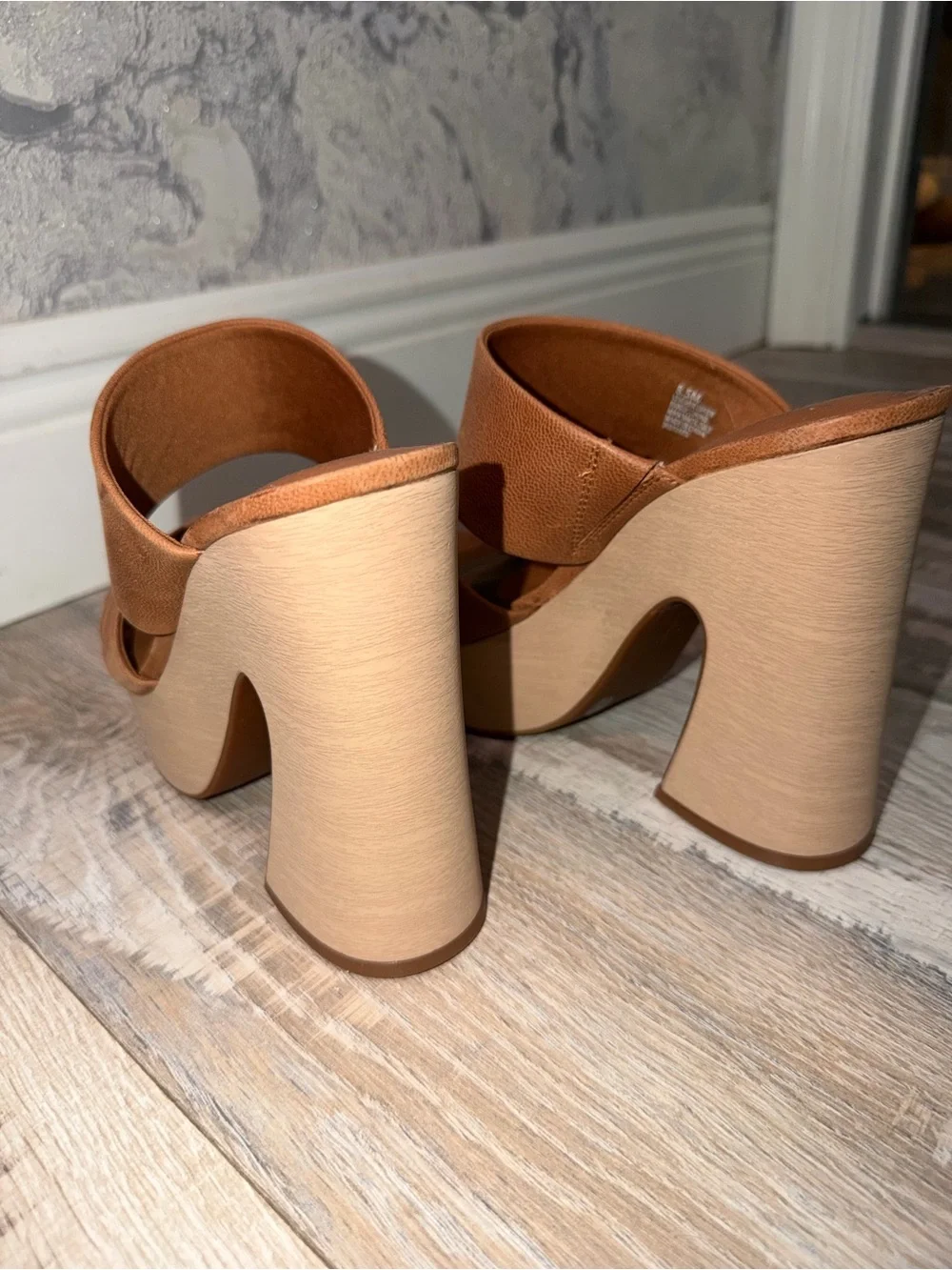 Chelsea & Violet Tan Platform Slide Sandals
